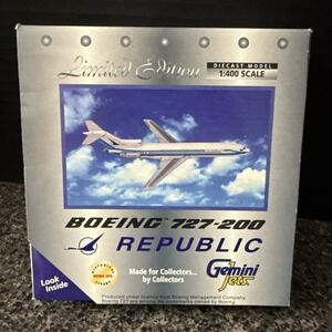 GeminiJets Republic Airlines Boeing 727-200 1:400 Diecast Model N721RC With Box